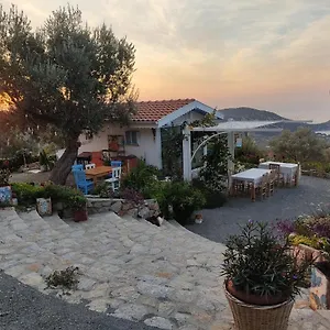  Hotel Mavi Kelebek